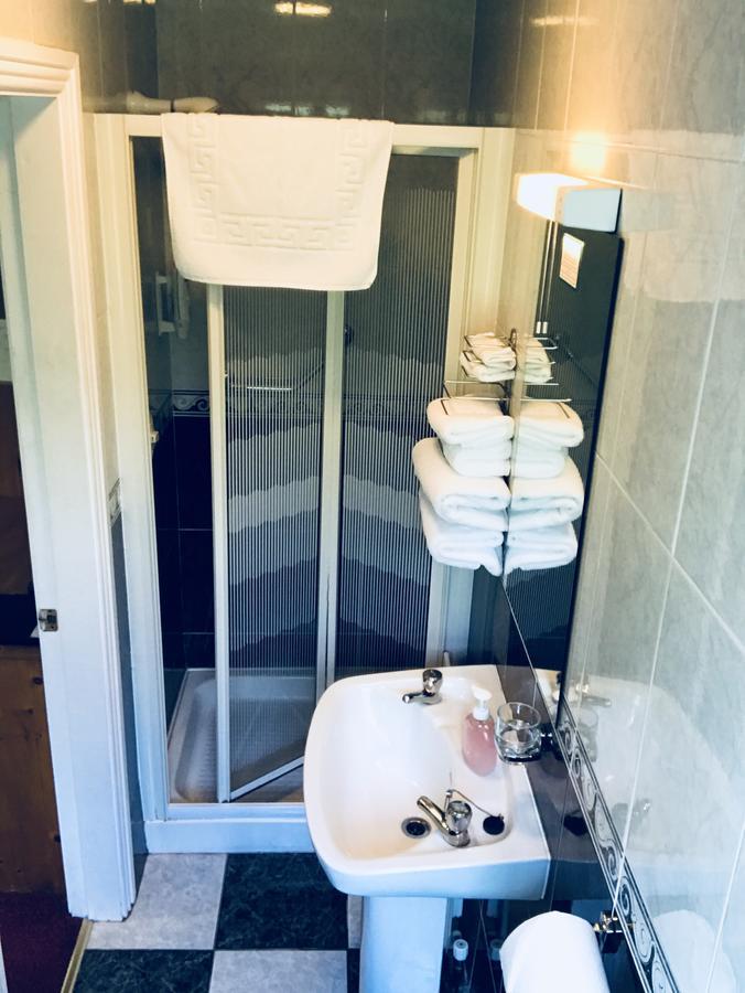 San Antonio Guesthouse Кілкенні Екстер'єр фото